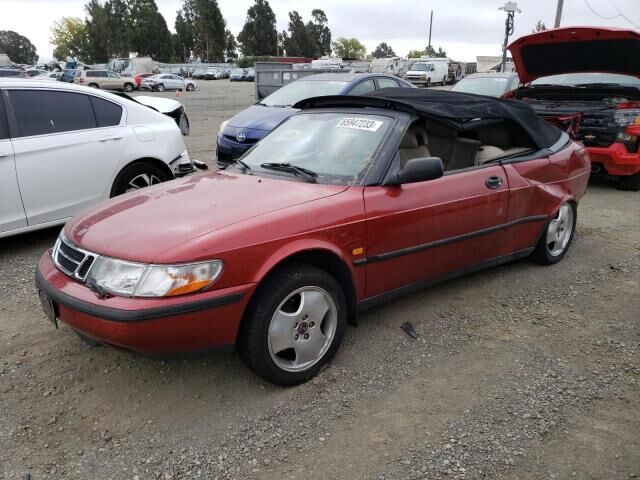 Saab 900