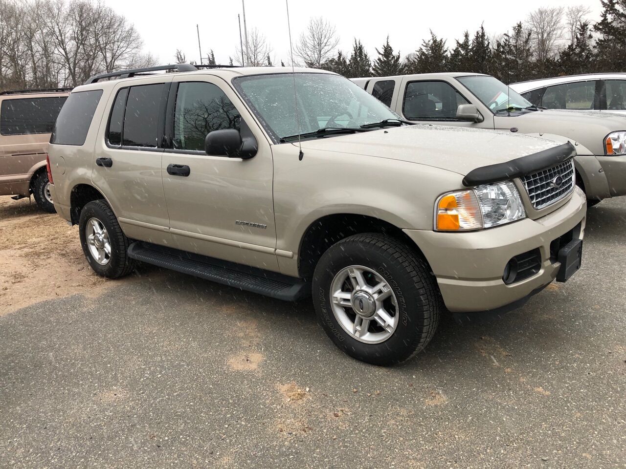 2004 FORD Explorer