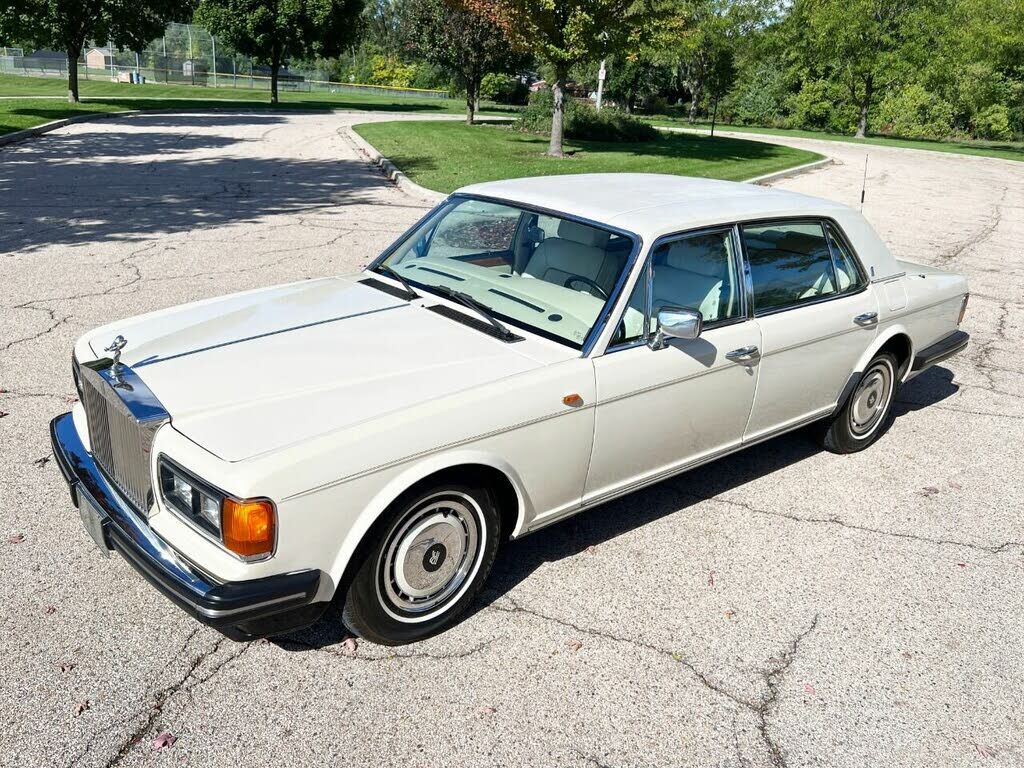 Rolls-Royce Silver Spur
