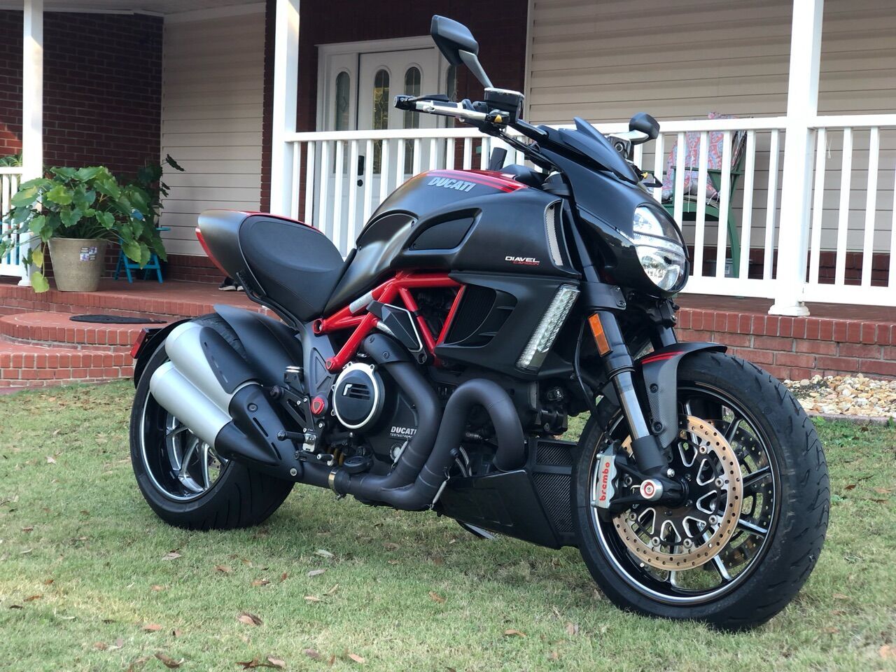 2012 DUCATI Diavel