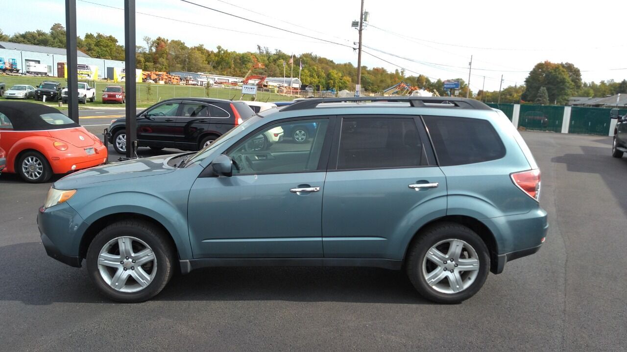 2009 SUBARU Forester