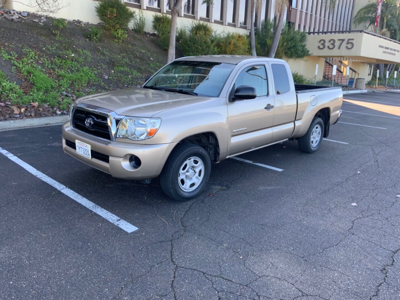 2005 TOYOTA Tacoma