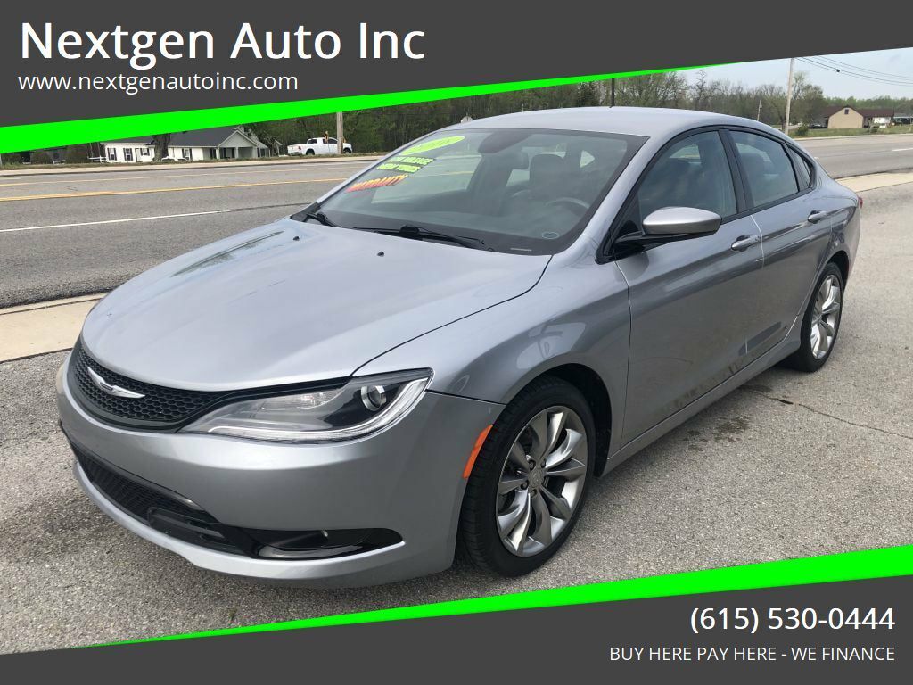2016 CHRYSLER 200