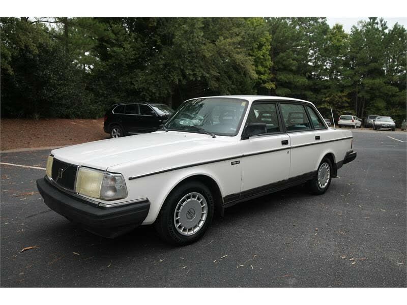 Volvo 240 Series