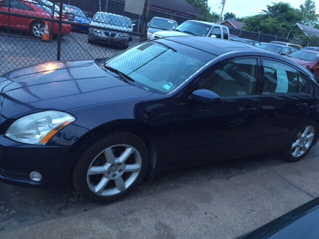 2004 NISSAN Maxima