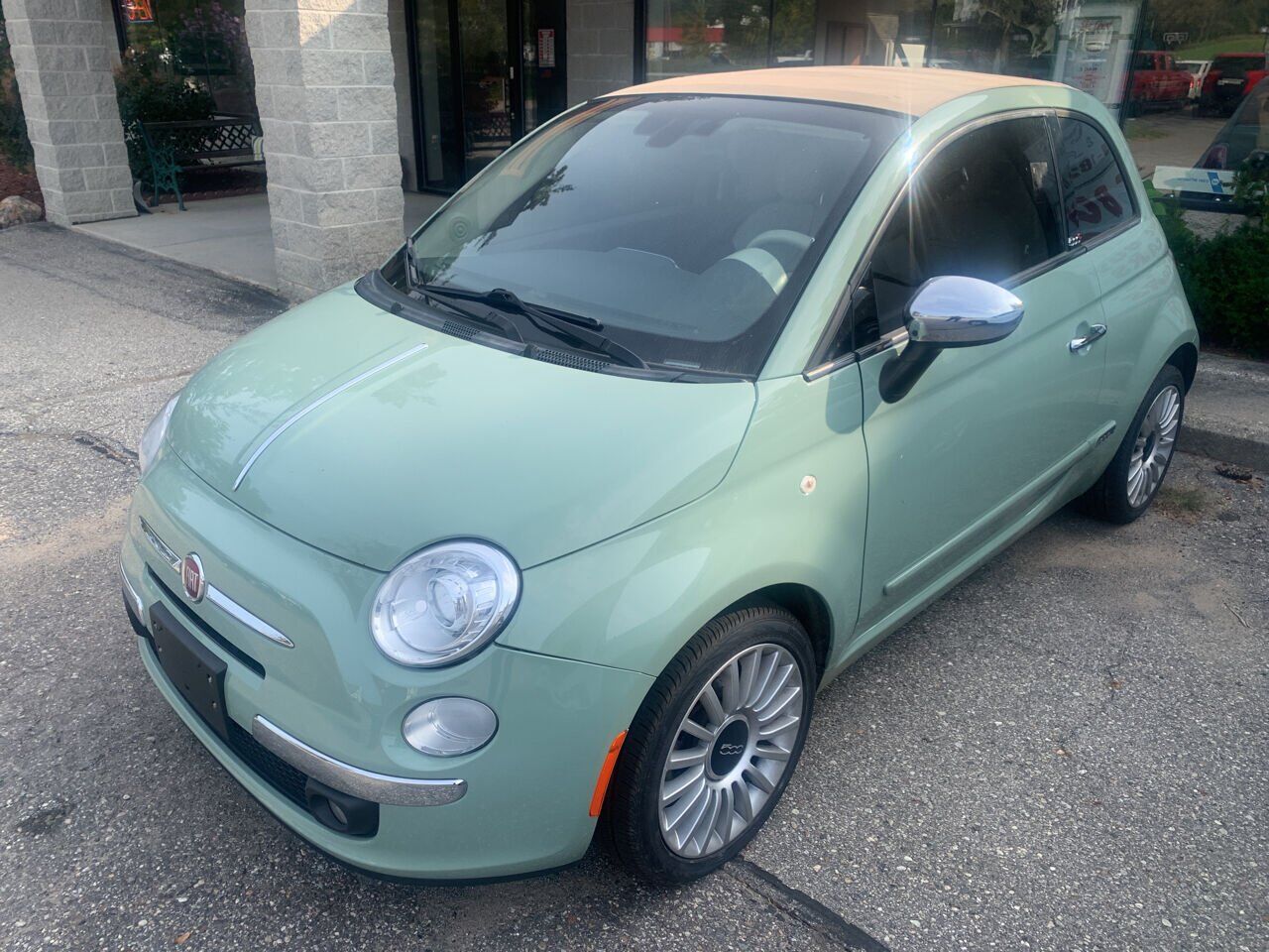 2017 FIAT 500