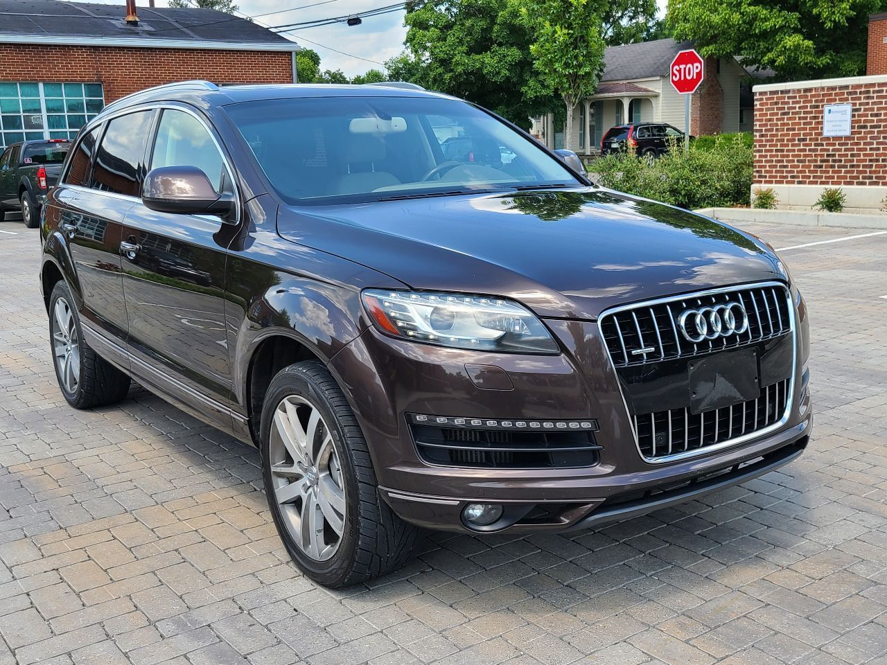 2011 AUDI Q7