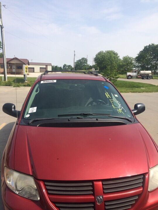 2005 DODGE Caravan