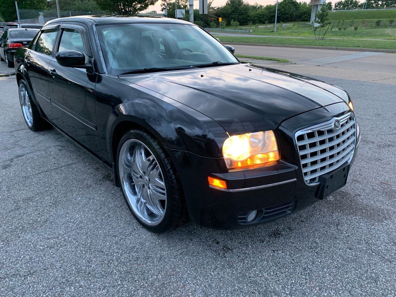 2005 CHRYSLER 300