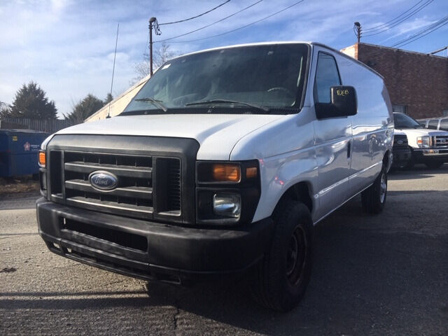 2012 FORD E-250