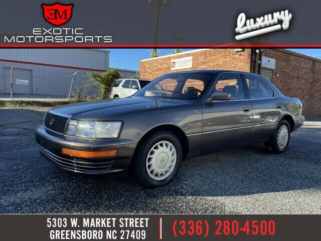 Lexus LS