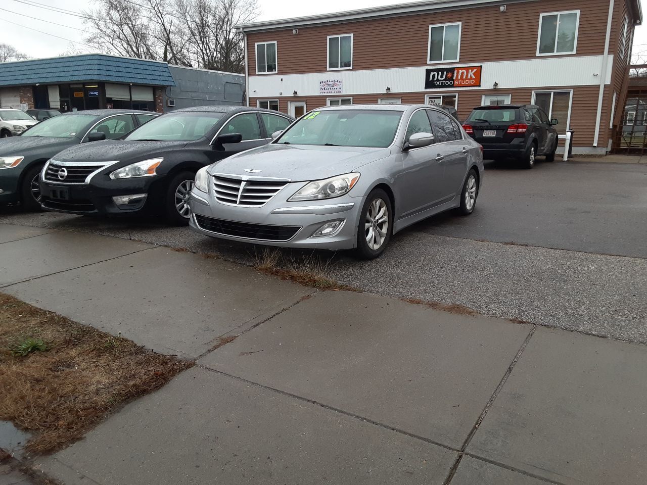 2012 HYUNDAI Genesis