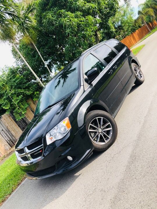 2017 DODGE Grand Caravan