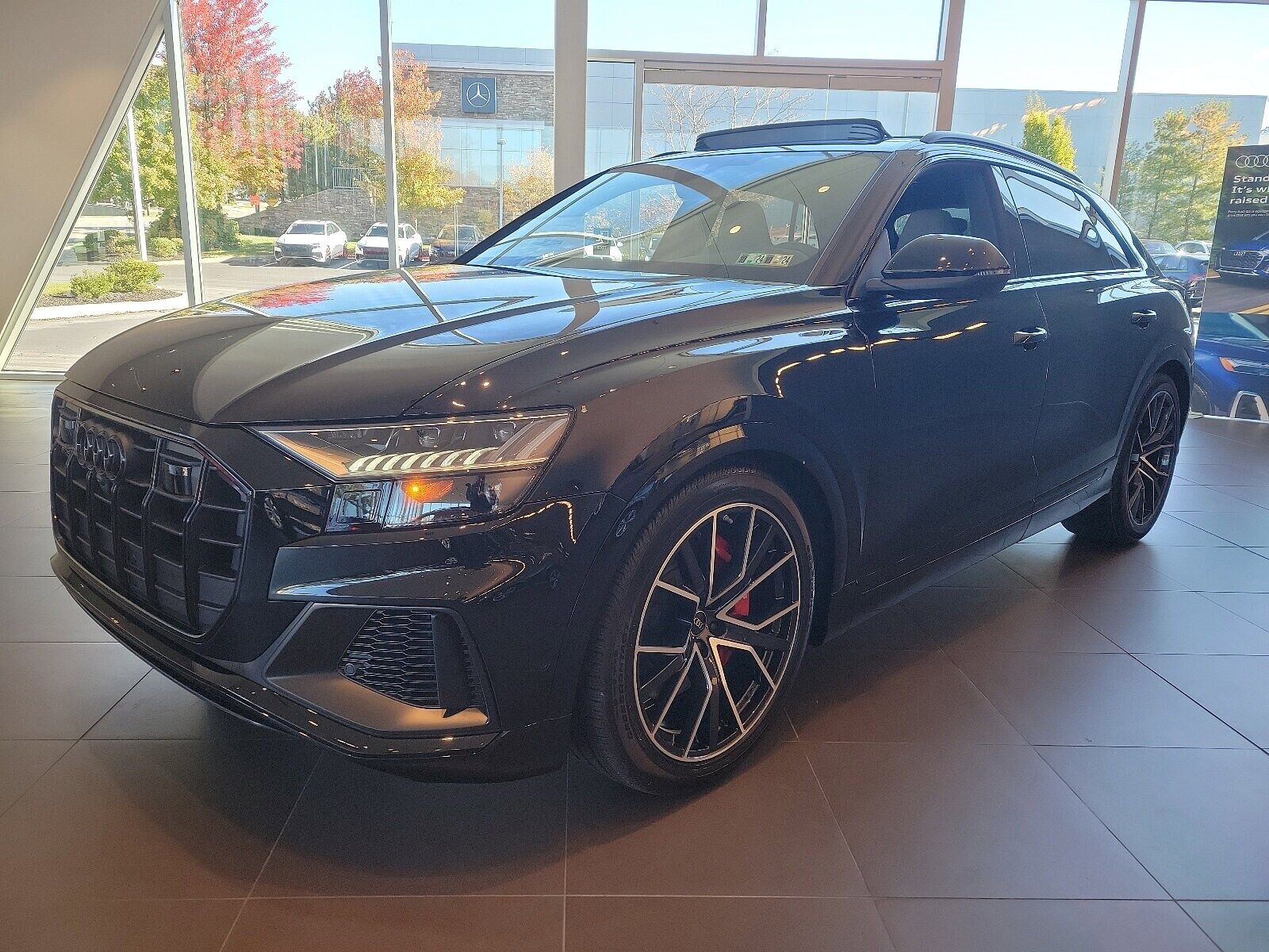 2023 Audi SQ8
