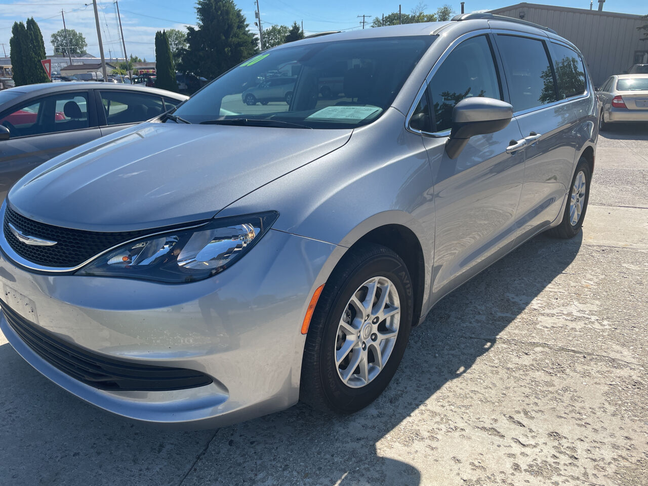 2020 CHRYSLER Voyager