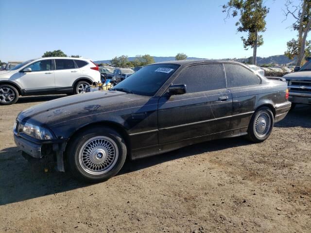 BMW 325iS