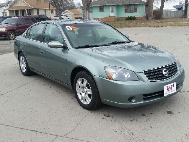 2005 NISSAN Altima