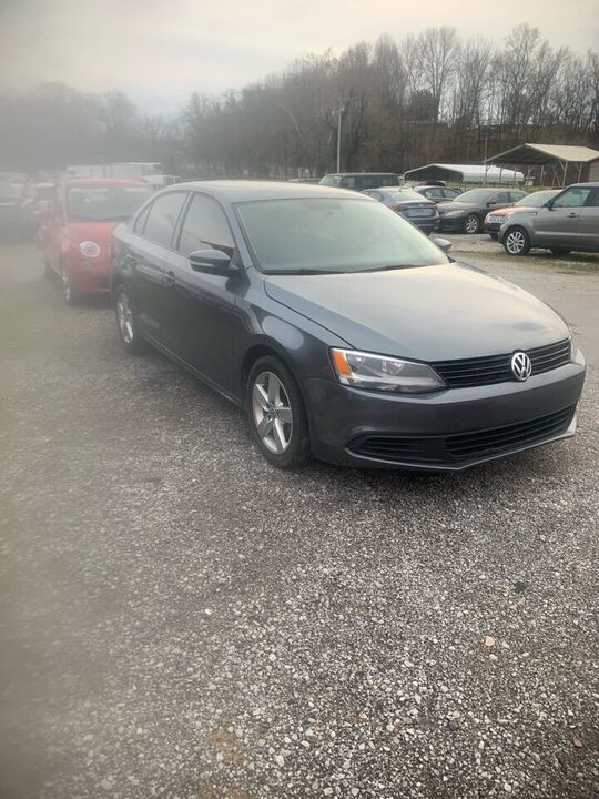 2011 VOLKSWAGEN Jetta