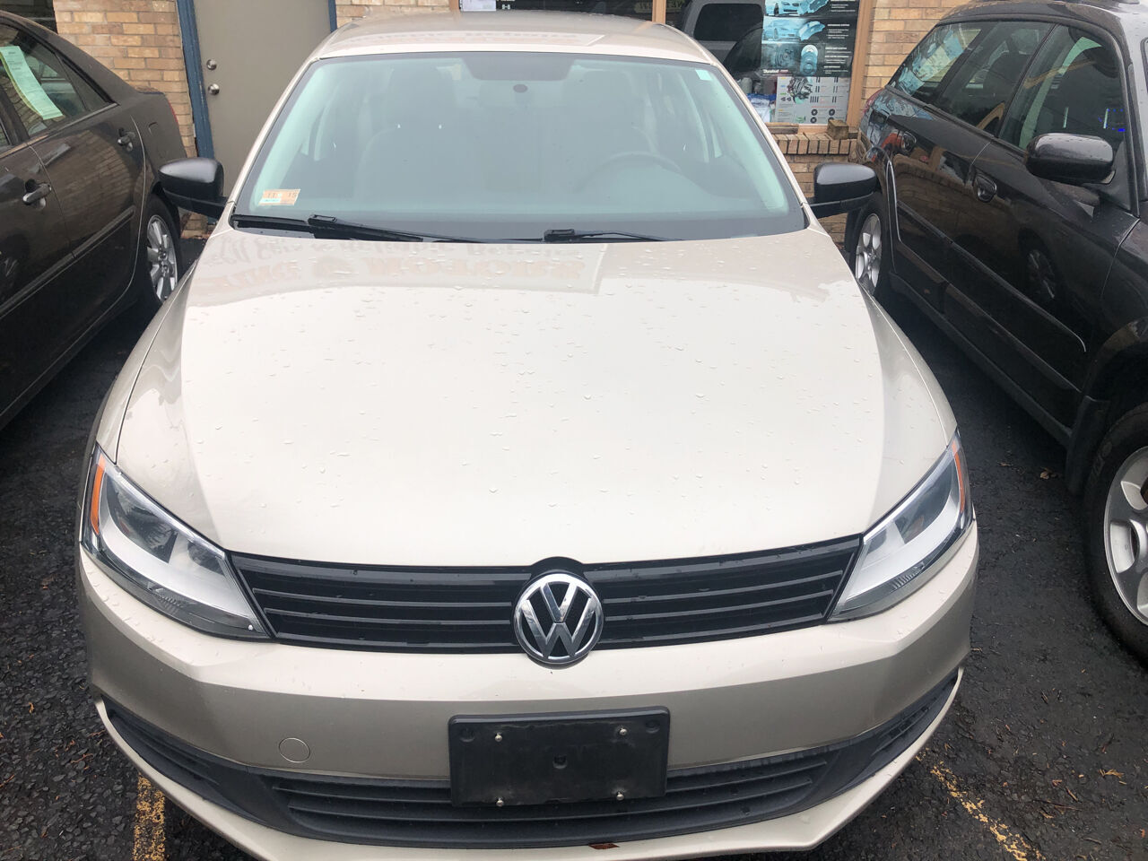2012 VOLKSWAGEN Jetta