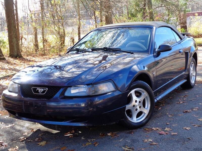2003 FORD Mustang