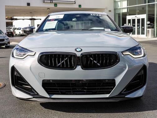 2022 BMW M240i