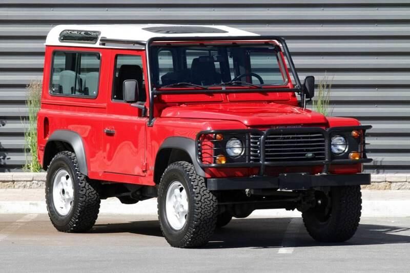 Land Rover Defender