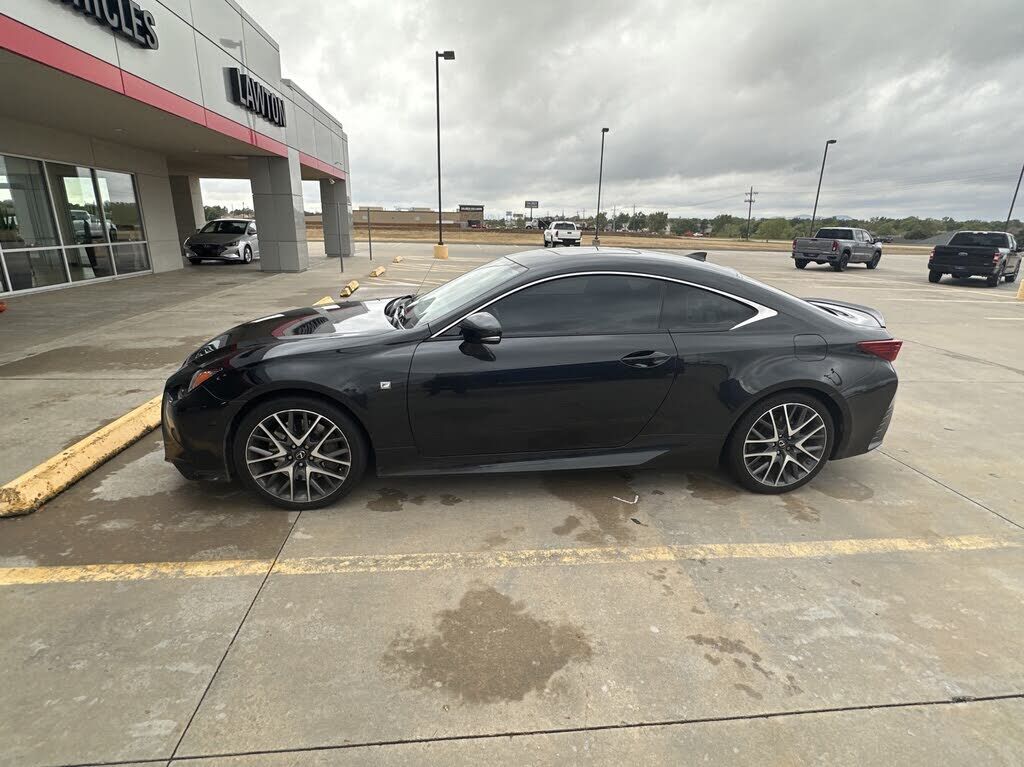 Lexus RC