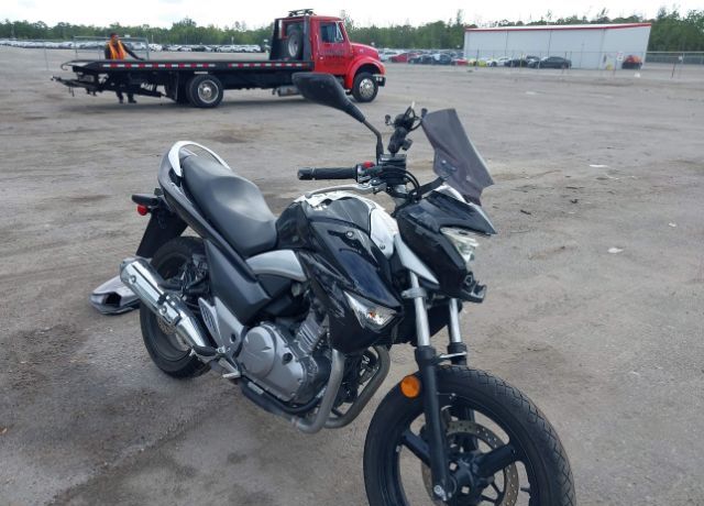 Suzuki GW250L