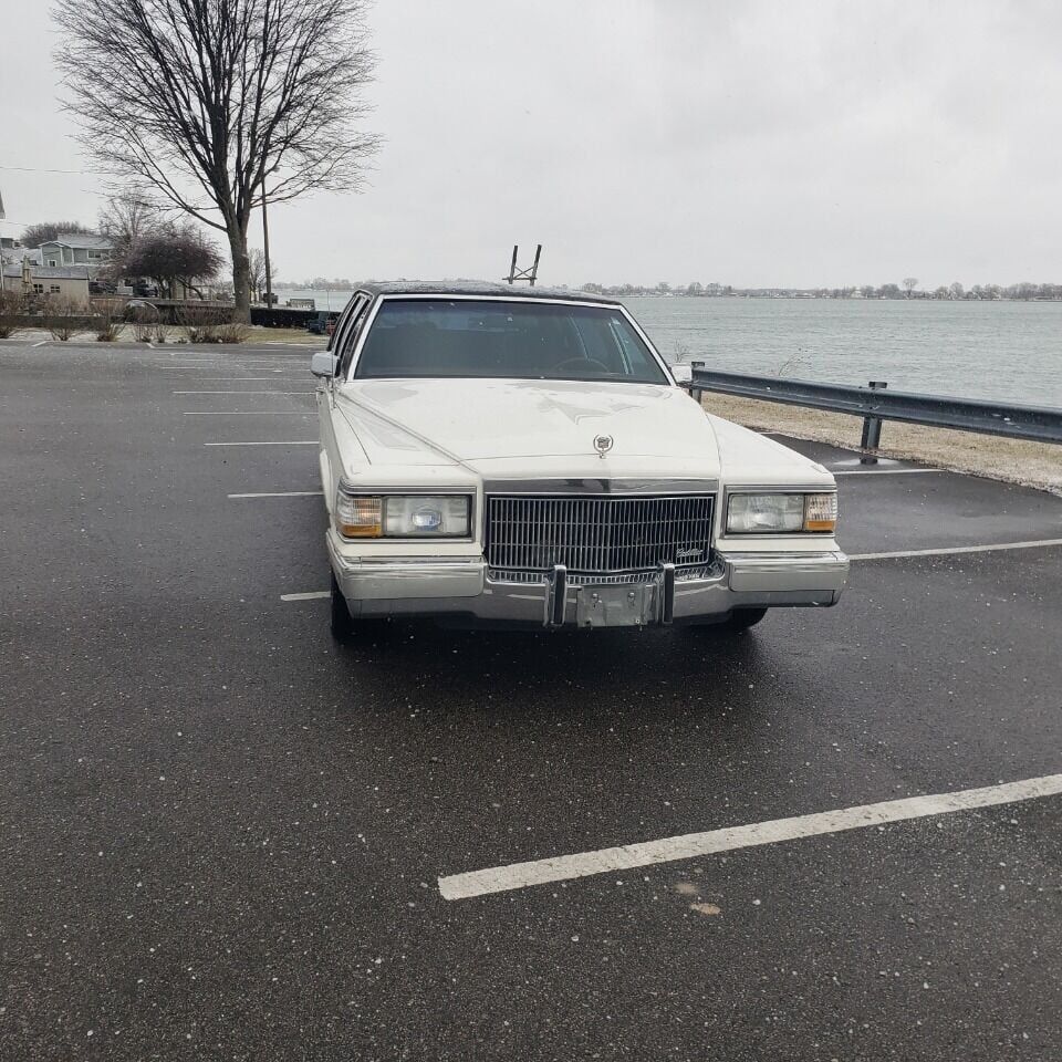 Cadillac Brougham