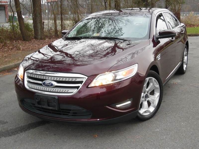 2011 FORD Taurus