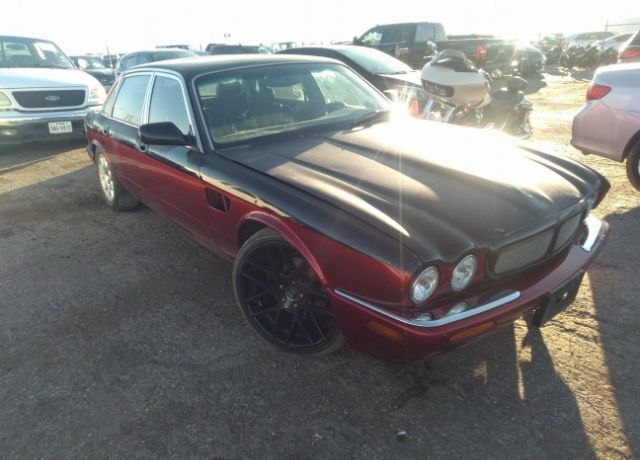 Jaguar XJR