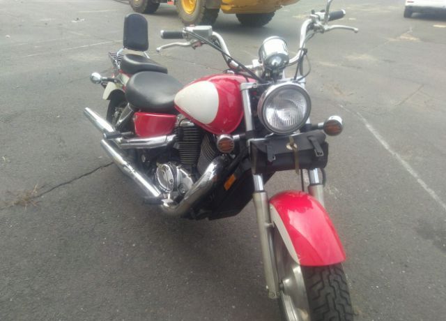 Honda VT1100C2 (SHADOW ACE)