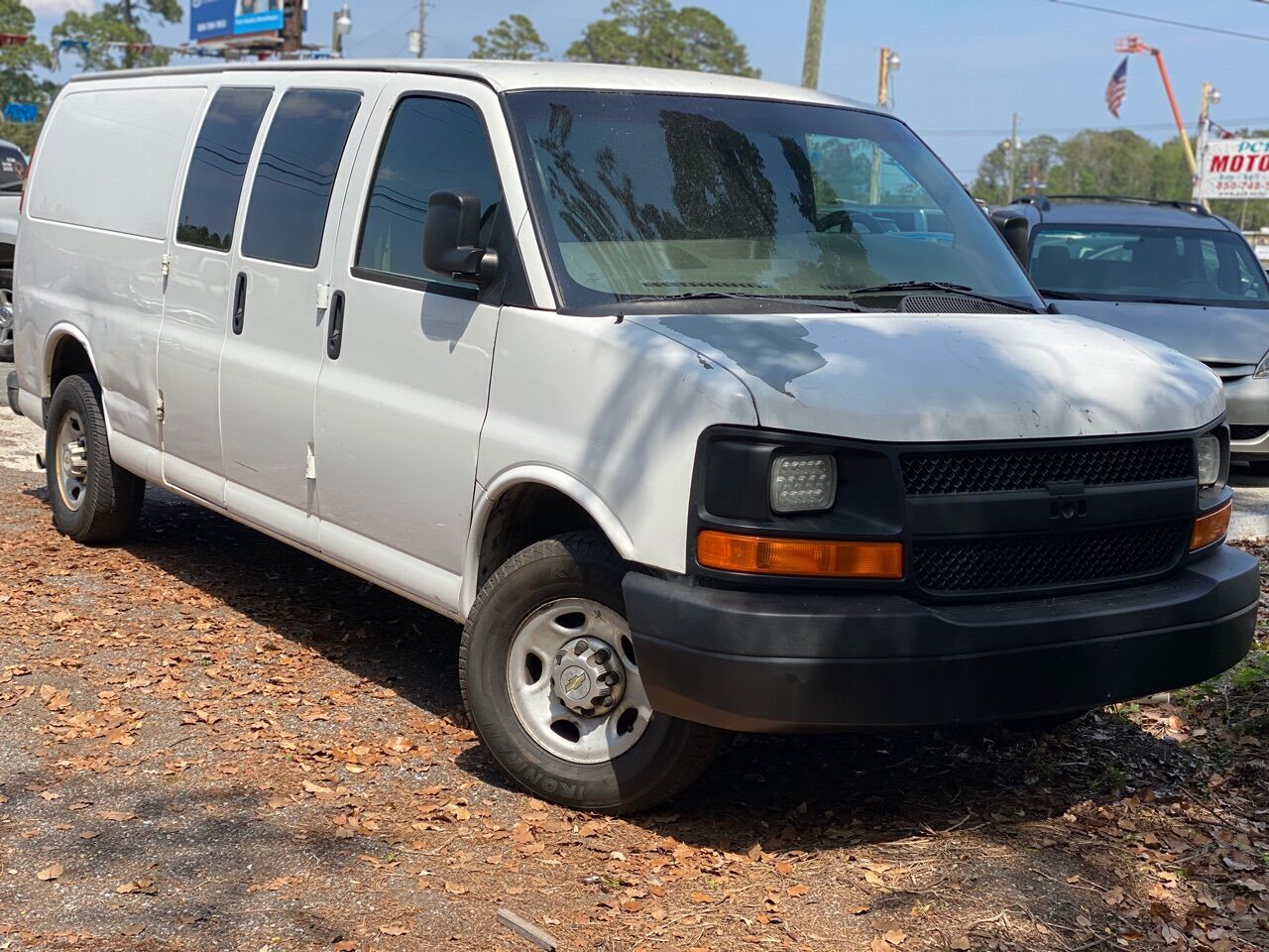 2011 CHEVROLET Express