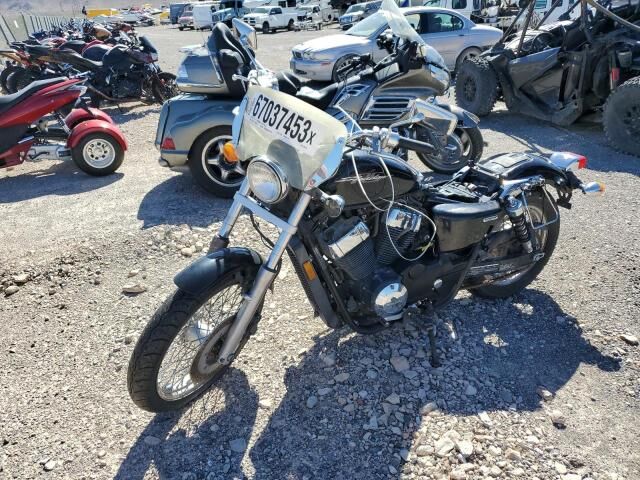 Honda VT750 (Shadow)
