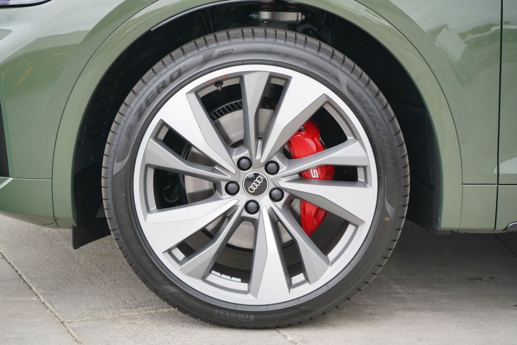 2024 Audi SQ5