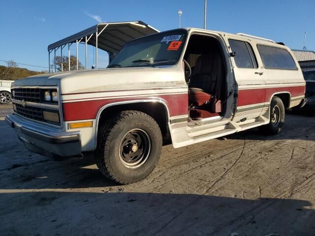 Chevrolet Suburban
