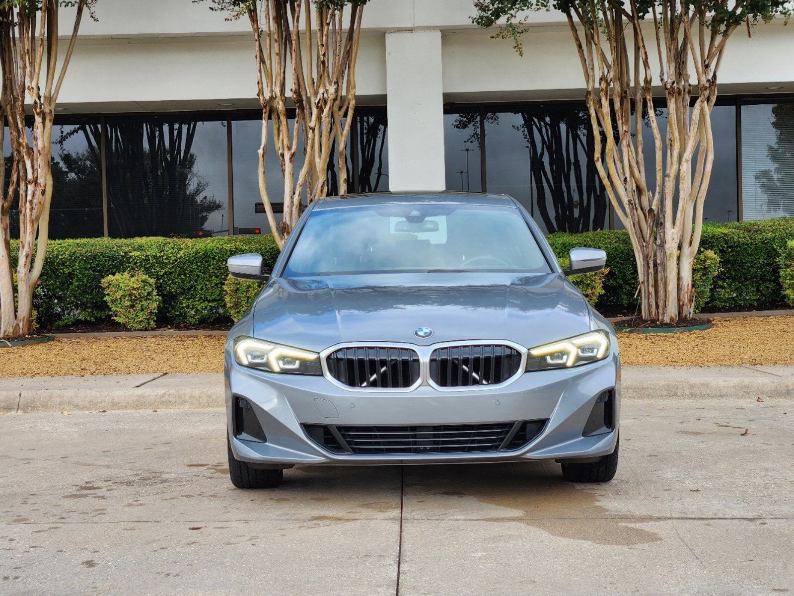 2023 BMW 330i