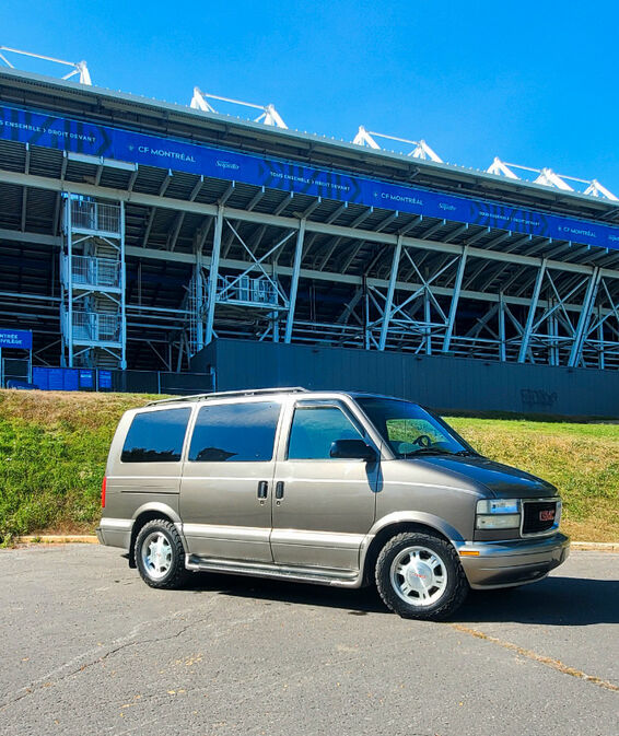 GMC Safari