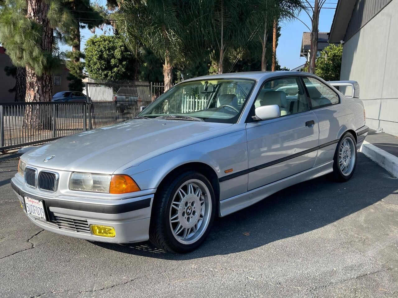 BMW 328iS