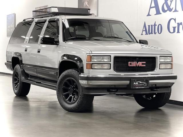 GMC Suburban