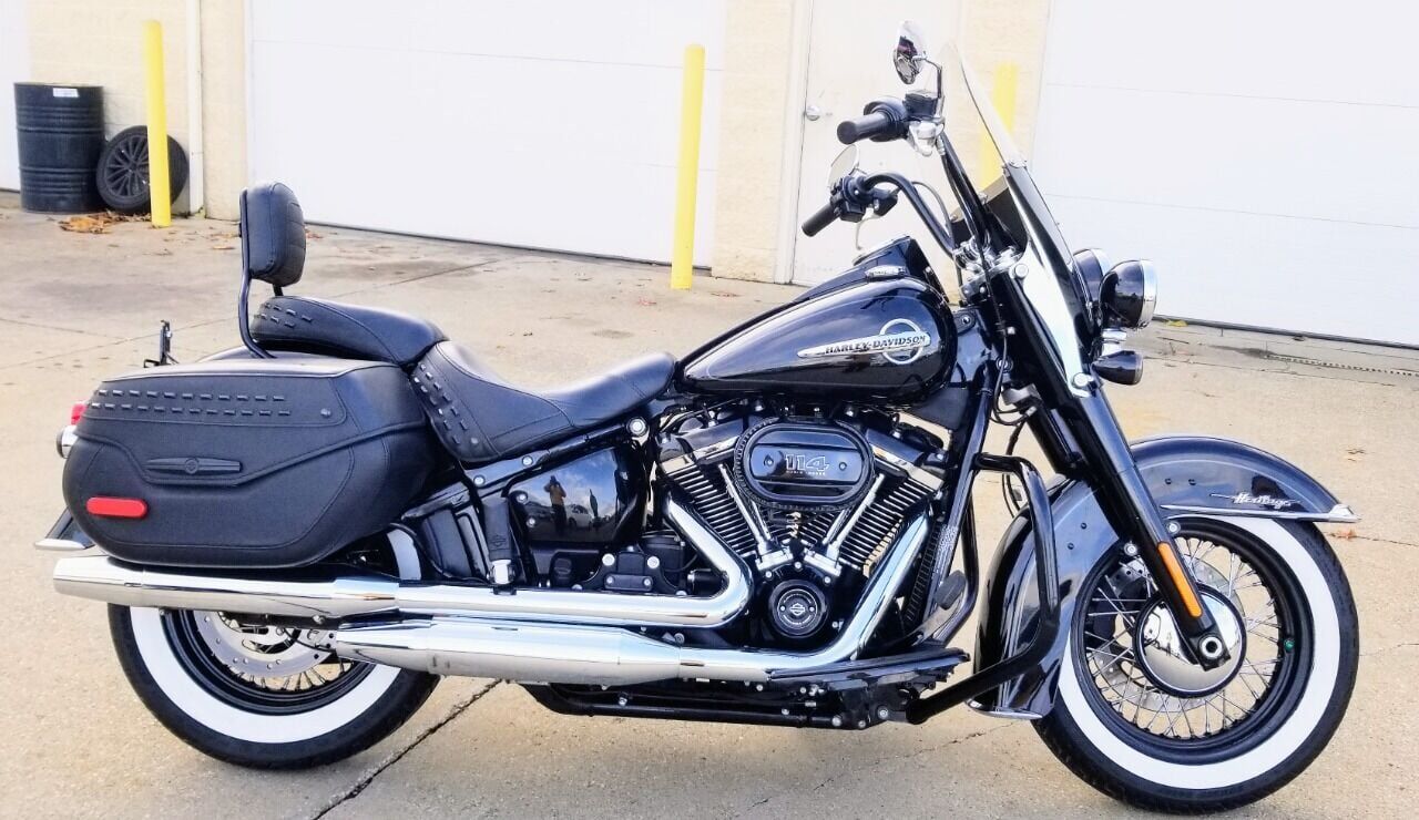 2019 HARLEY DAVIDSON FLHCS / Heritage Classic 114