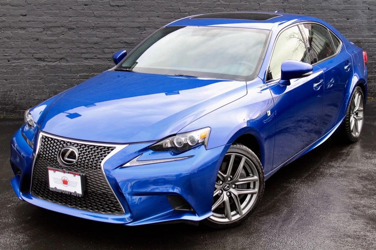 2016 LEXUS IS