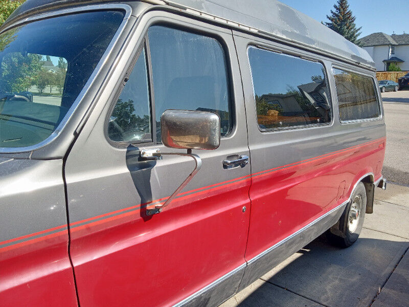 Ford E-150
