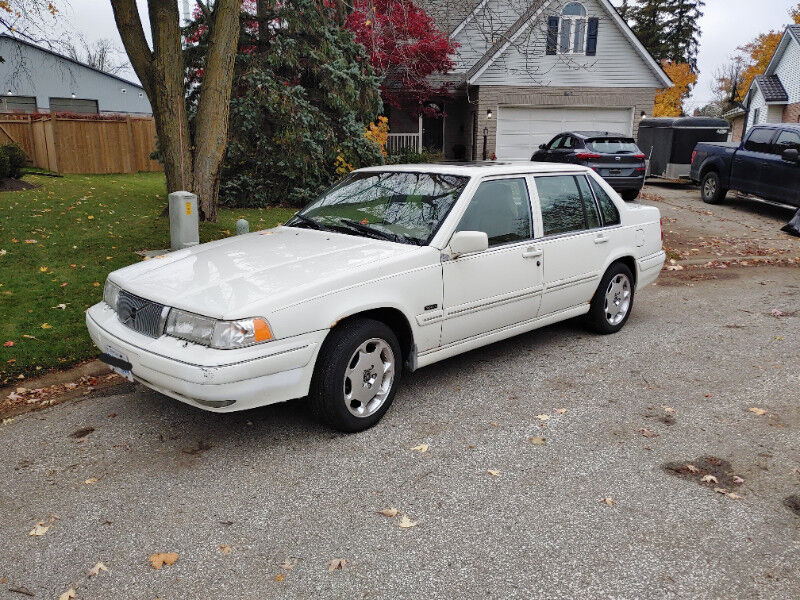 Volvo S90