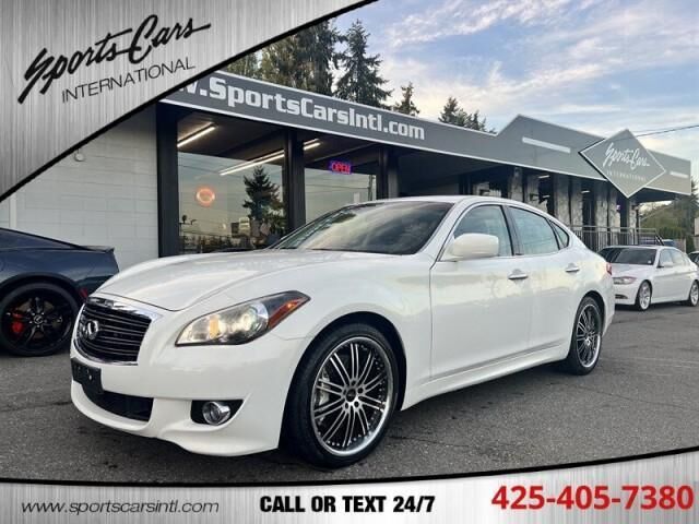 Infiniti M56