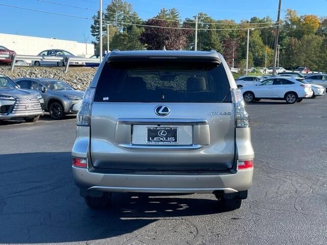 2023 Lexus GX