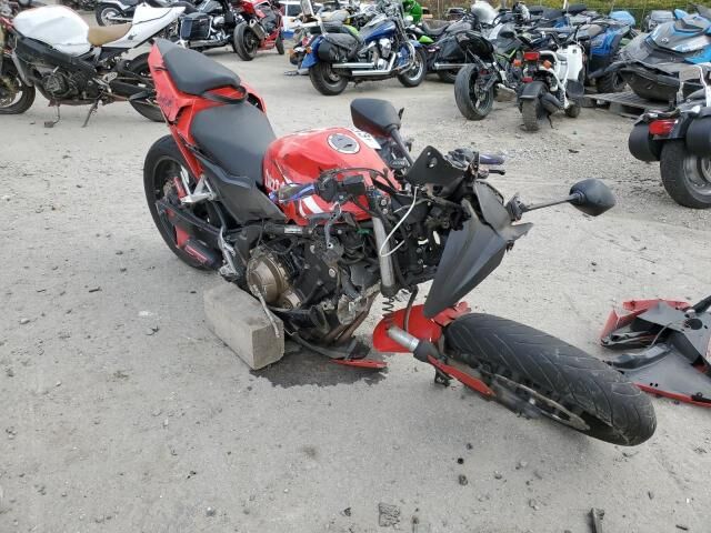 Honda CBR500