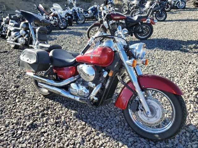 Honda VT750 (Shadow Aero)