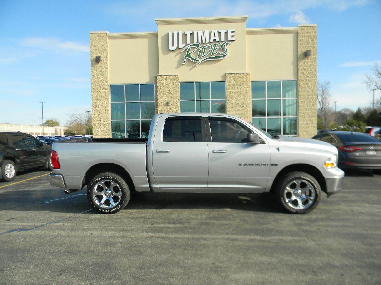 2011 DODGE Ram