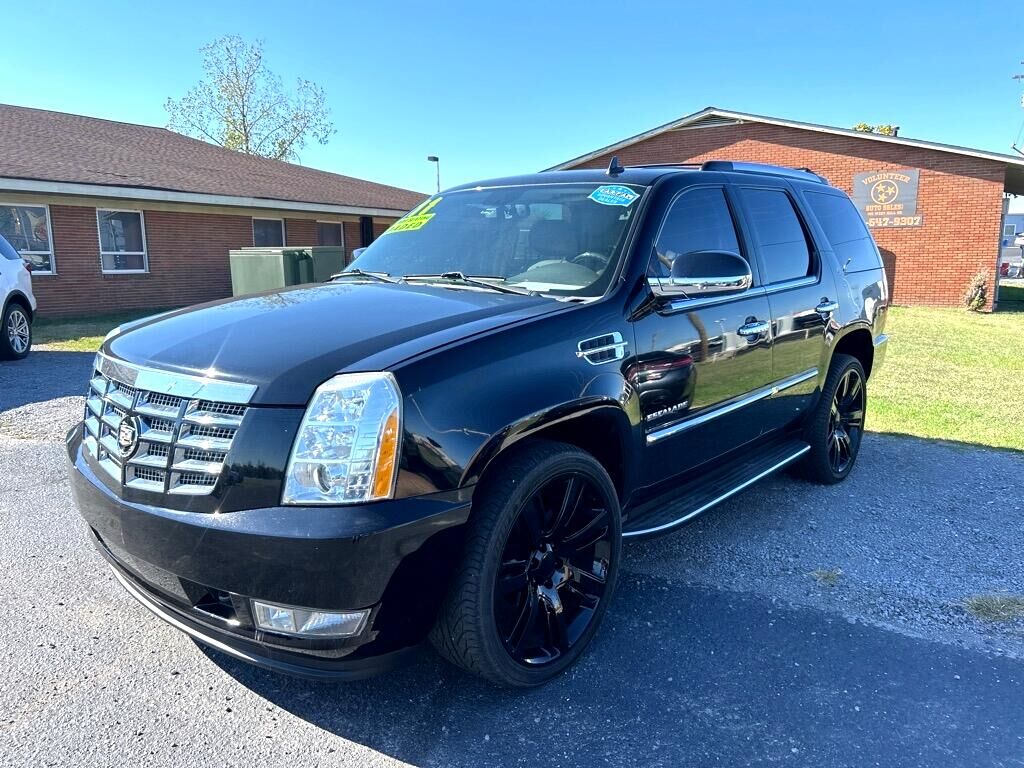 2011 CADILLAC Escalade